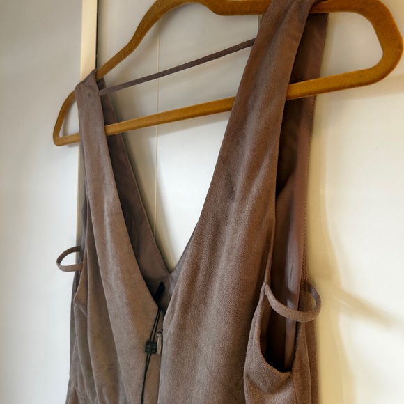 Faux suede BCBG dress - Picture 6 of 7